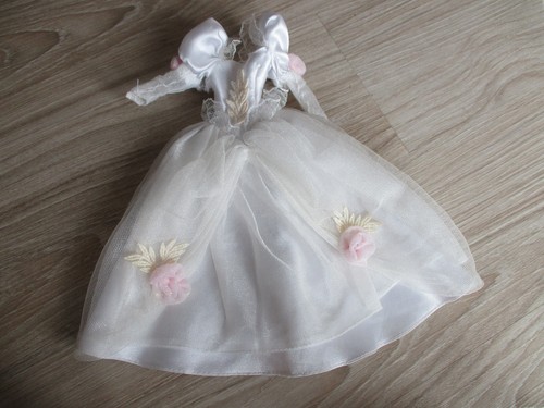 Barbie romantic bride 1992 - romantic,